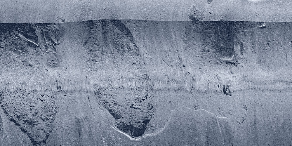 Side-scan sonar