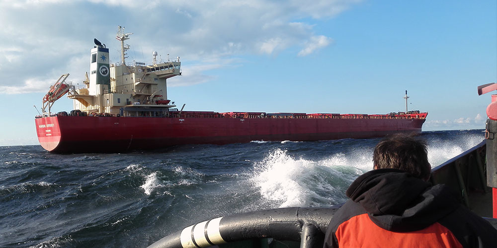 Underwater inspection in lieu of dry docking